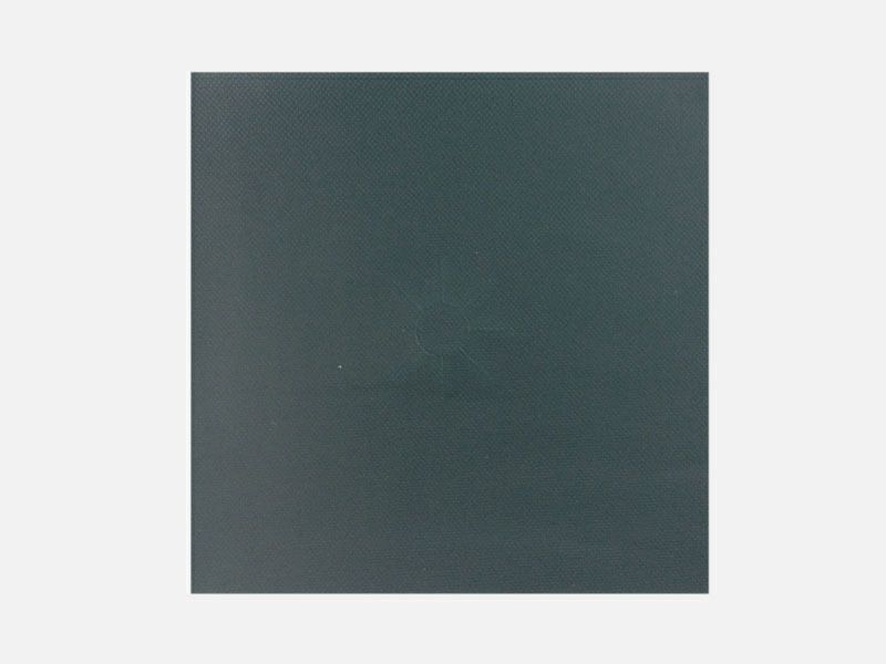 [支柱専用シール]支柱まわりからの防草シート劣化を防ぐ、支柱専用シールがセットになっています。放射状に切り込みが入っているため様々な太さの支柱に合います。直径10?26mmの支柱がご利用いただけます。