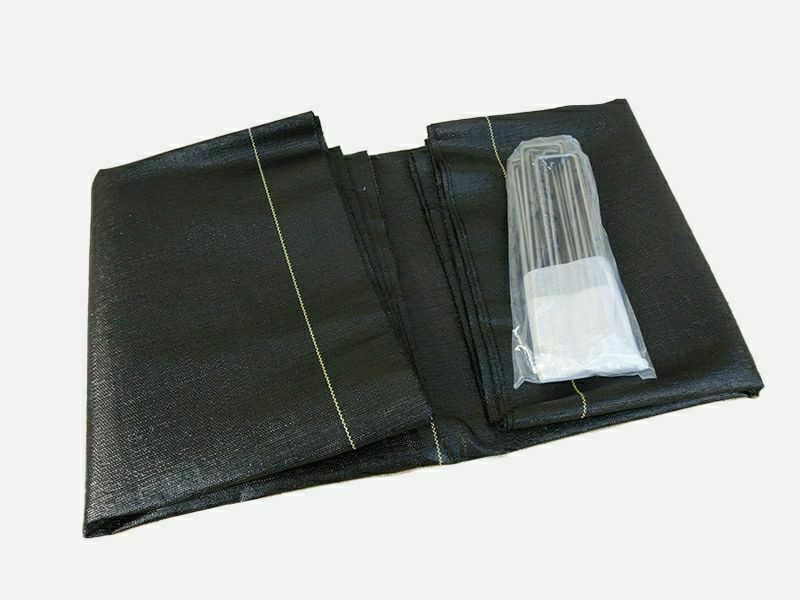 【梱包について】固定ピンは、防草シートを折りたたんだ間に入っています。